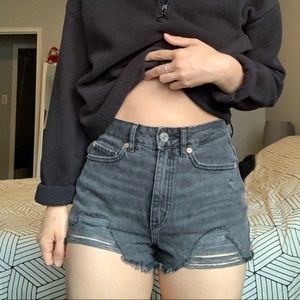 Festival Shorts High Rise